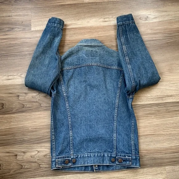 Vintage Levis Denim Jacket 1970s 70505 0217 Blue Jean Red Tag 34